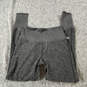 Alo Yoga High waist lounge legging size XS